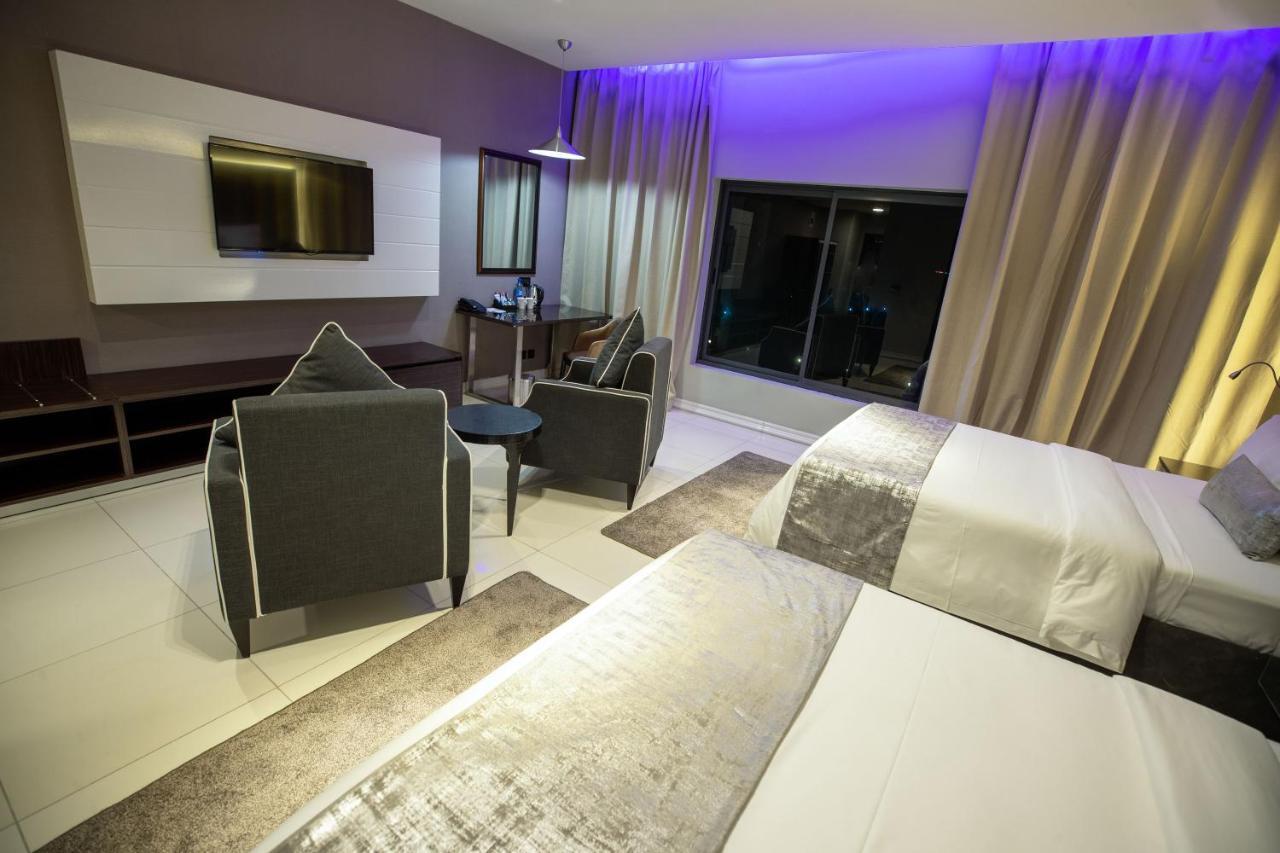 Bon Hotel Tripod Оверри Экстерьер фото