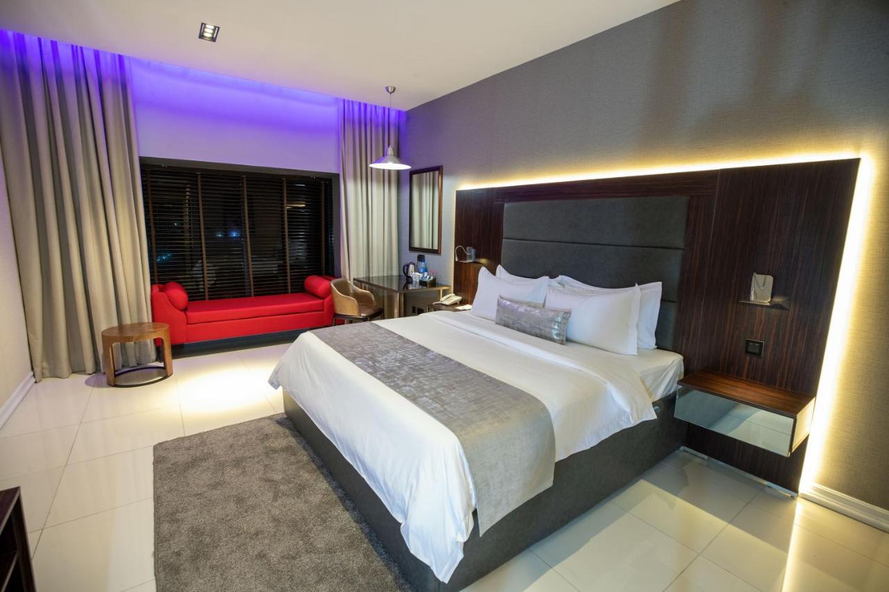 Bon Hotel Tripod Оверри Экстерьер фото